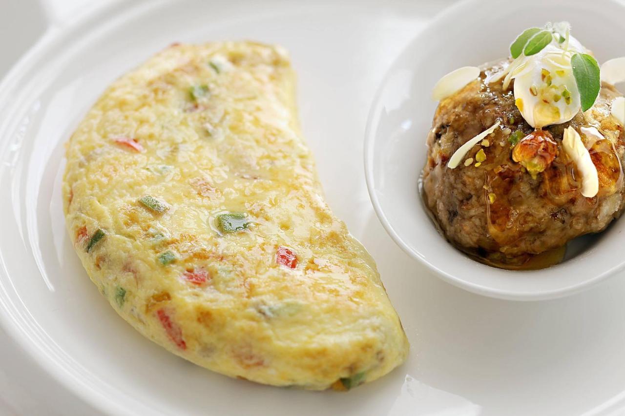 Le Meridien Cidde Dış mekan fotoğraf An omelette