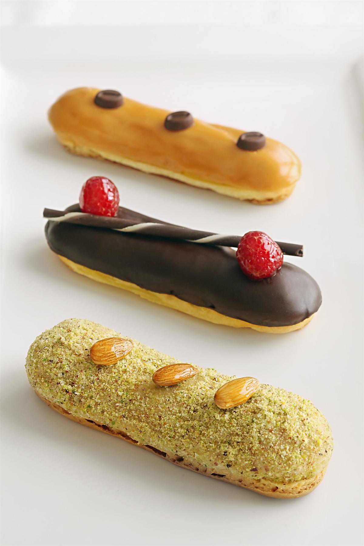 Le Meridien Cidde Dış mekan fotoğraf Chocolate eclair
