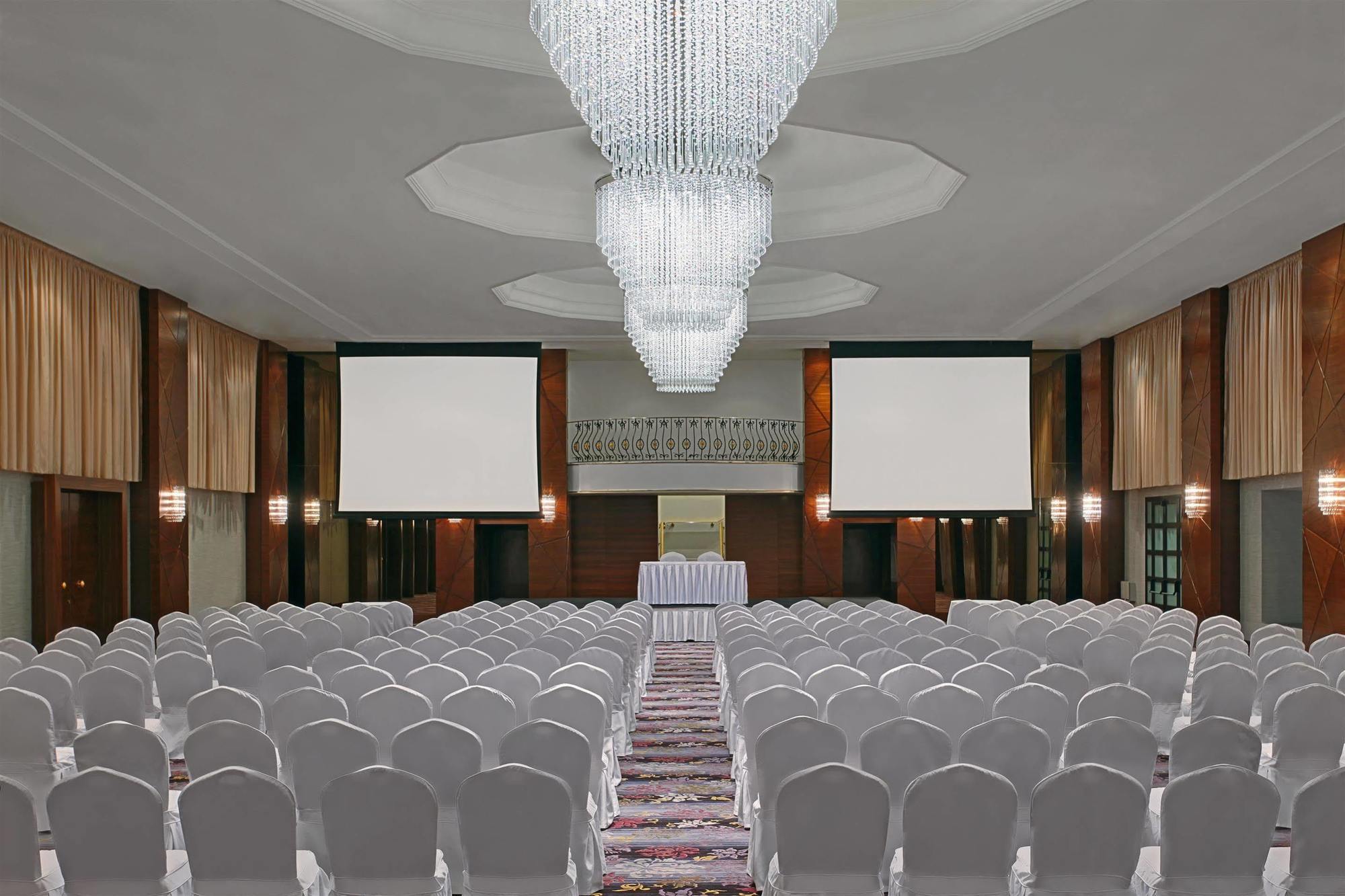 Le Meridien Cidde Dış mekan fotoğraf The Grand Ballroom